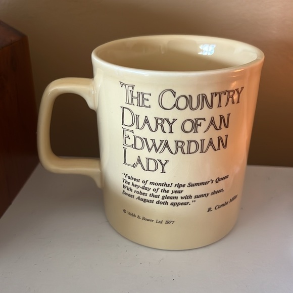 Cottagecore August Mug Cup  Country Diary of an Edwardian Lady Webb Bower 1977 - Picture 4 of 9
